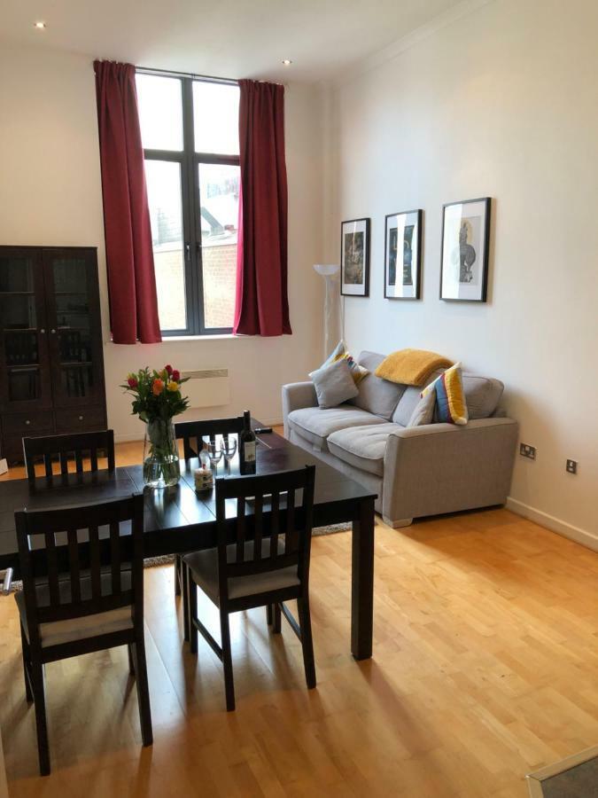 Stylish City Centre Apartment Cardiff Eksteriør billede