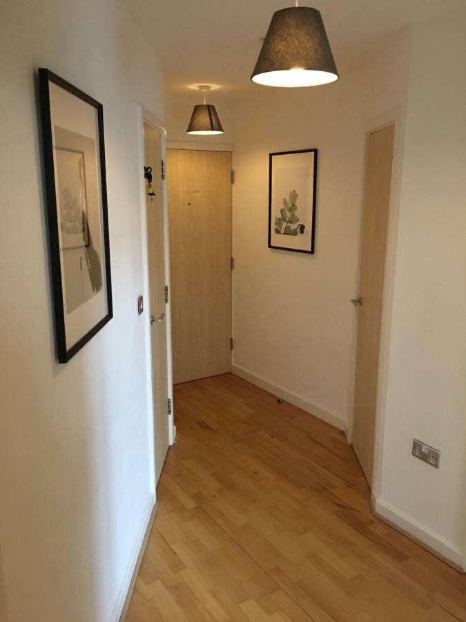 Stylish City Centre Apartment Cardiff Eksteriør billede